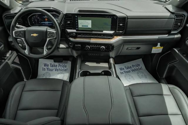 2026 Chevrolet Silverado 3500HD Crew Cab, Long Bed, LT Dual Rear Wheel, RWD