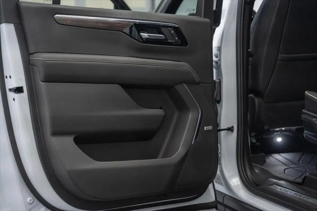 2026 Chevrolet Suburban Premier, 4WD