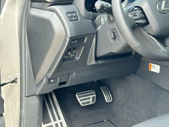 2026 Lexus LX F SPORT Handling