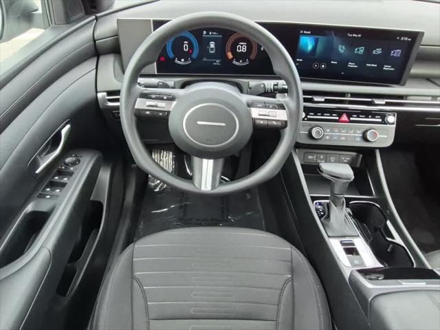 2025 Hyundai Santa Cruz SE