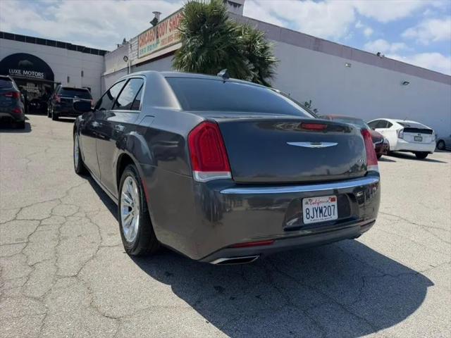 2017 Chrysler 300 C