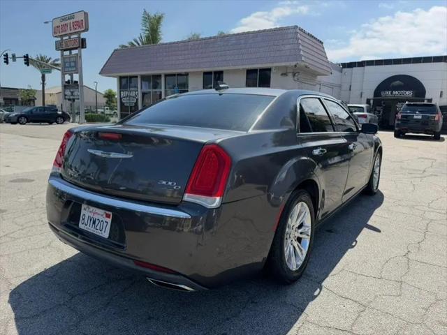 2017 Chrysler 300 C