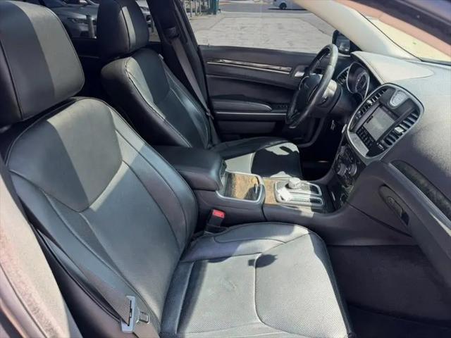 2017 Chrysler 300 C