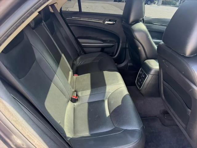 2017 Chrysler 300 C