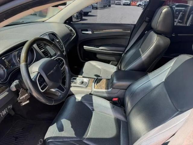 2017 Chrysler 300 C