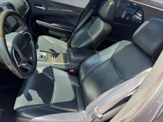 2017 Chrysler 300 C