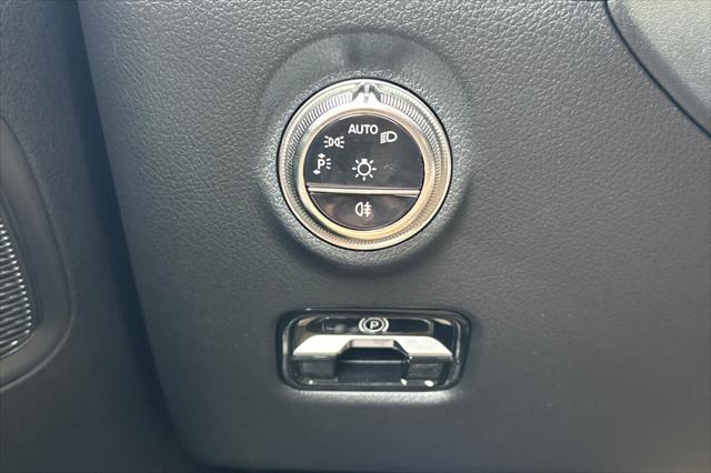 2026 Mercedes-Benz C-CLASS C 300 C 300