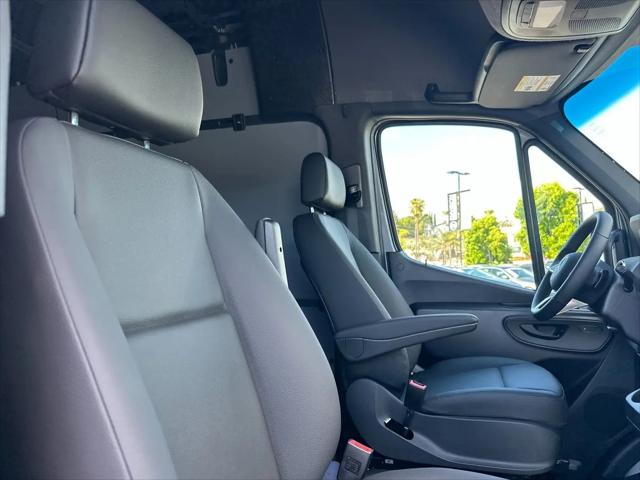 2026 Mercedes-Benz Sprinter 2500 High Roof 4-Cyl Diesel