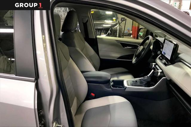 2025 Toyota RAV4 Hybrid XLE Premium