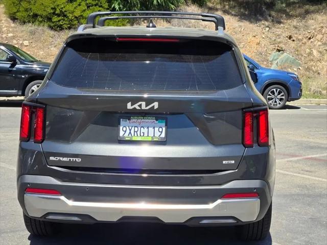 2026 Kia Sorento Hybrid EX