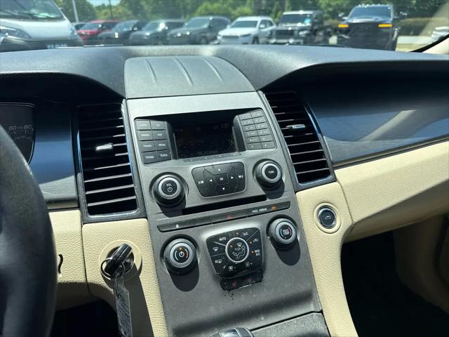 2018 Ford Taurus SEL