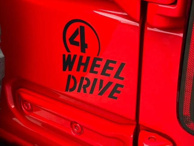 2025 Jeep Wrangler 4xe Willys 4xe