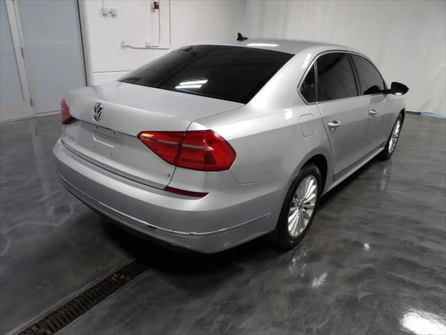 2016 Volkswagen Passat 1.8T SE