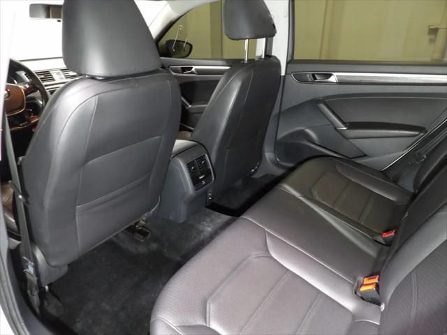 2016 Volkswagen Passat 1.8T SE