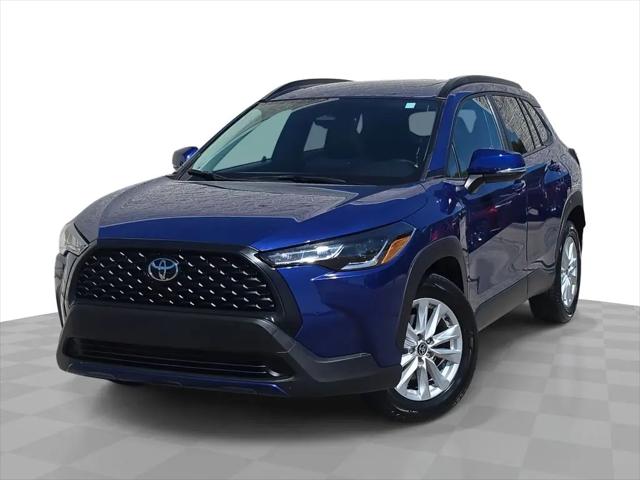 2023 Toyota Corolla Cross LE for sale in Milwaukee, WI
