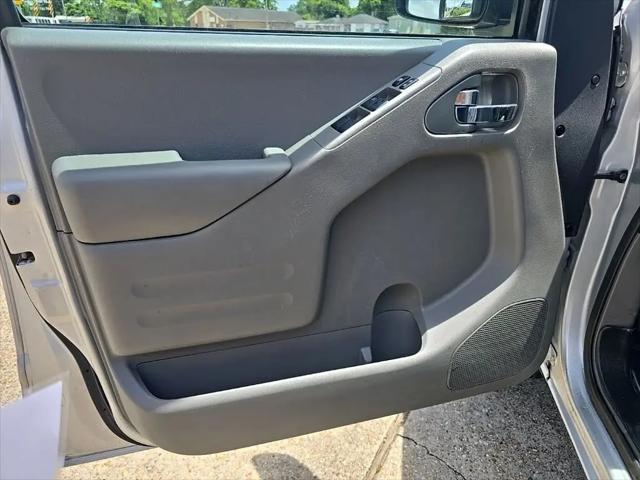 2021 Nissan Frontier Crew Cab SV 4x2