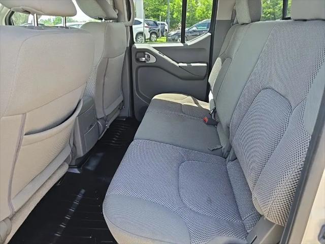2021 Nissan Frontier Crew Cab SV 4x2