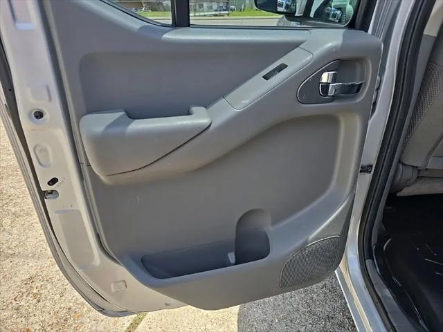 2021 Nissan Frontier Crew Cab SV 4x2