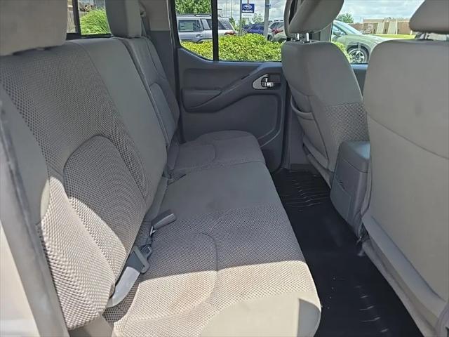2021 Nissan Frontier Crew Cab SV 4x2