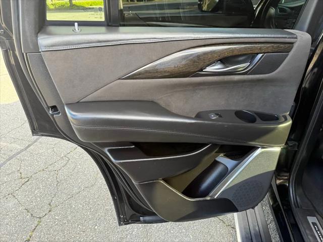 2016 Cadillac Escalade Platinum