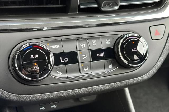 2026 Buick NV Preferred FWD
