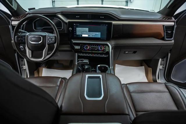 2022 GMC Sierra 1500 4WD Crew Cab Standard Box Denali