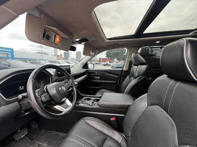 2023 Honda Pilot AWD Elite