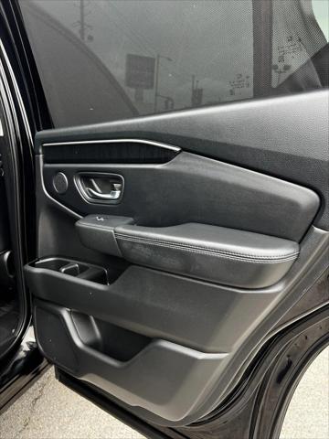 2023 Honda Pilot AWD Elite