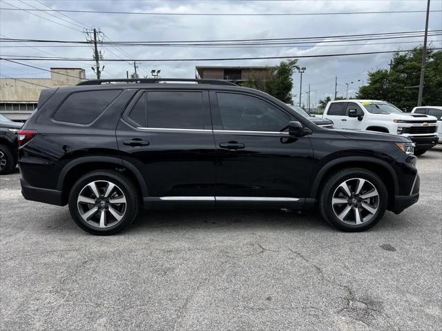 2023 Honda Pilot AWD Elite