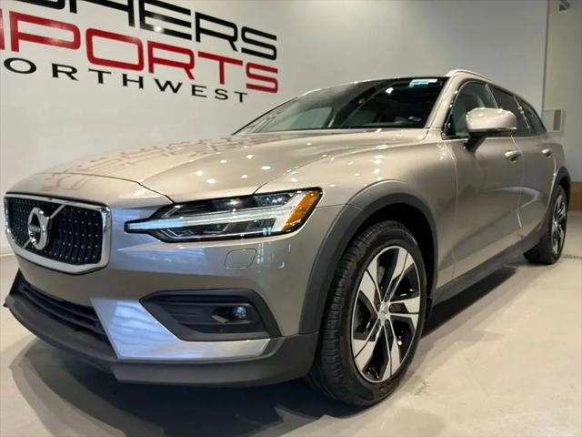 2020 Volvo V60 Cross Country T5