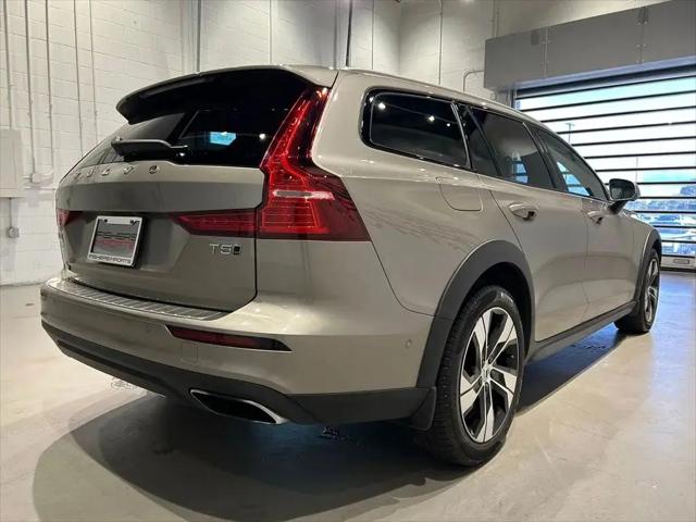 2020 Volvo V60 Cross Country T5