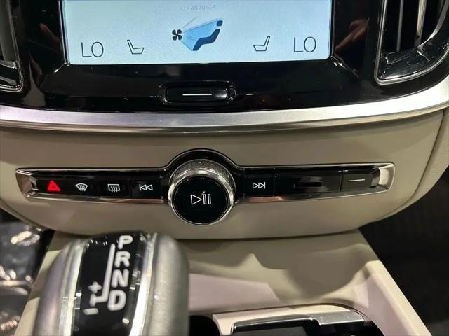 2020 Volvo V60 Cross Country T5