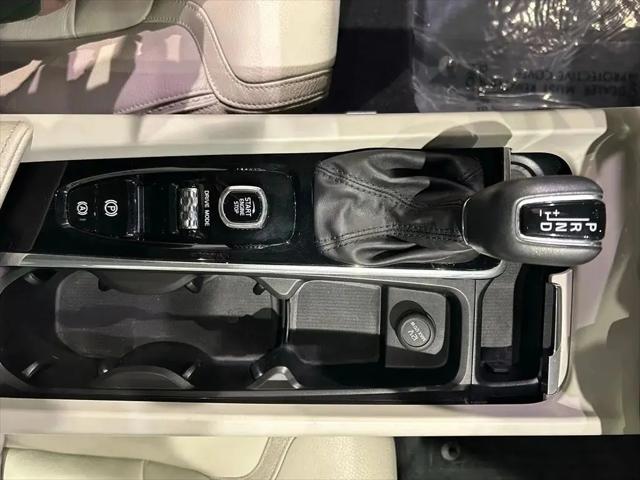 2020 Volvo V60 Cross Country T5