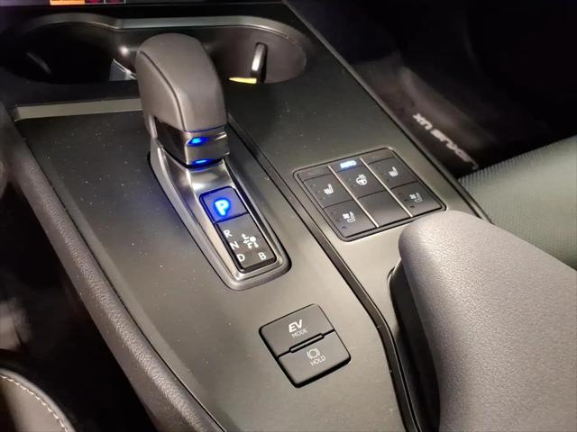 2026 Lexus 300 AWD