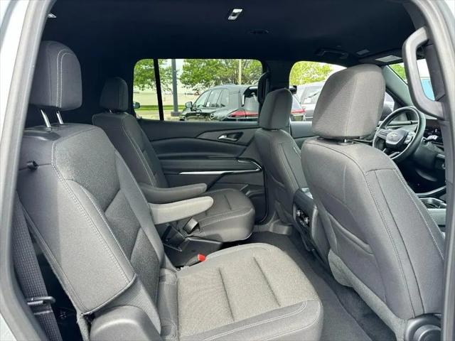 2025 Chevrolet Traverse FWD LT