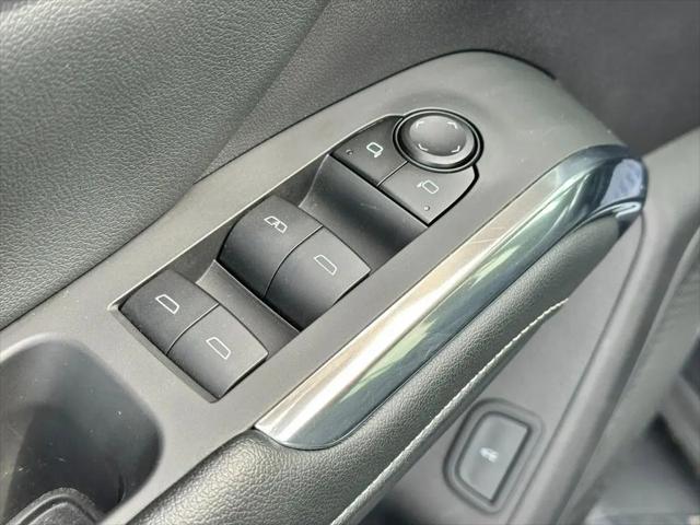 2025 Chevrolet Traverse FWD LT