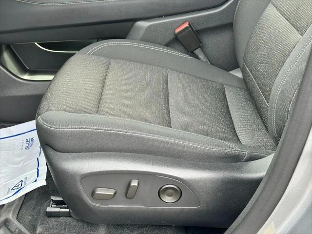 2025 Chevrolet Traverse FWD LT