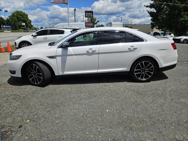 2019 Ford Taurus Limited