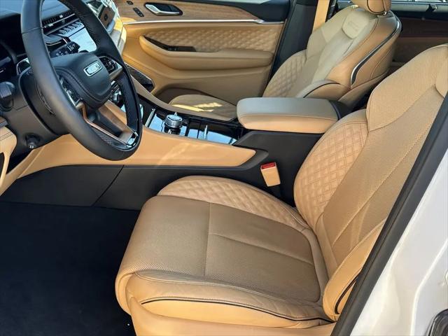 2025 Jeep Grand Cherokee L Summit Reserve 4x4