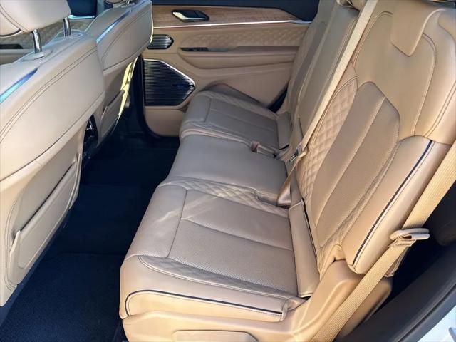 2025 Jeep Grand Cherokee L Summit Reserve 4x4