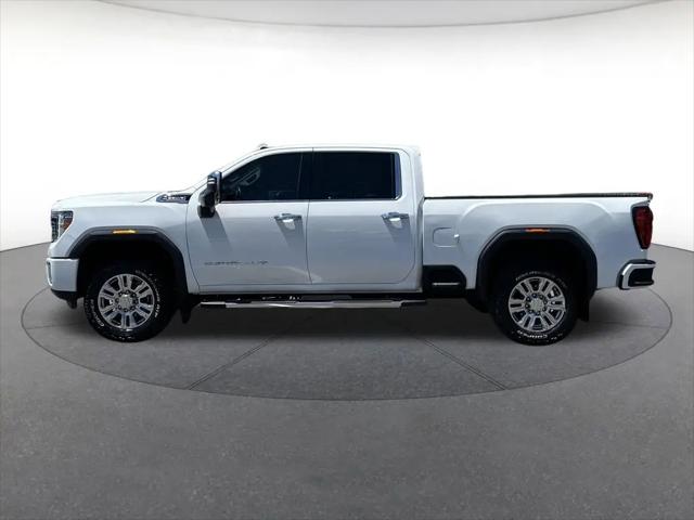 2022 GMC Sierra 2500HD 4WD Crew Cab Standard Bed Denali