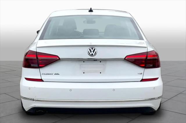 2017 Volkswagen Passat 1.8T SEL Premium