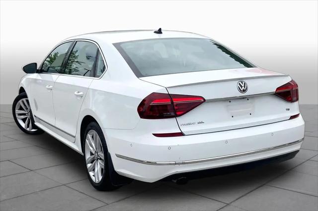 2017 Volkswagen Passat 1.8T SEL Premium