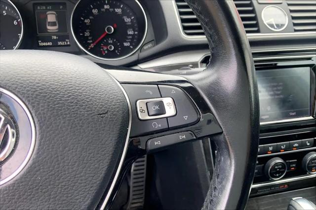 2017 Volkswagen Passat 1.8T SEL Premium