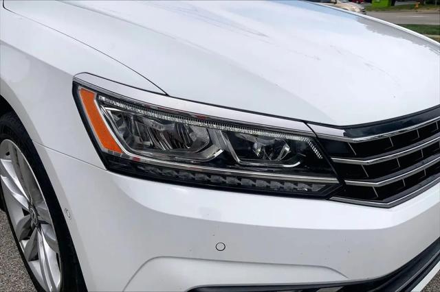 2017 Volkswagen Passat 1.8T SEL Premium
