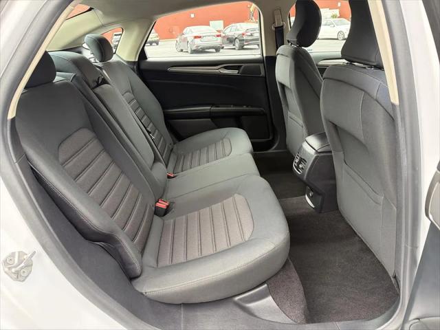 2019 Ford Fusion Hybrid SE