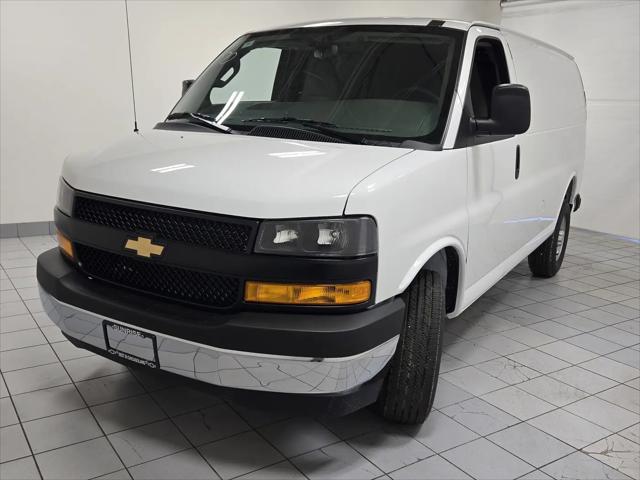 2026 Chevrolet Express Cargo Van 2500 Regular Wheelbase, WT, RWD