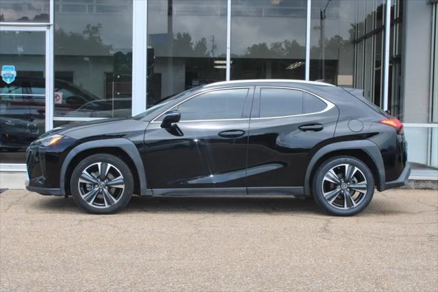 2021 Lexus UX 200 UX 200