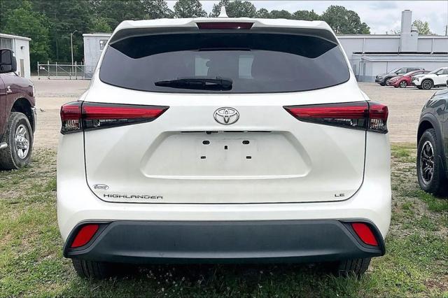 2021 Toyota Highlander LE