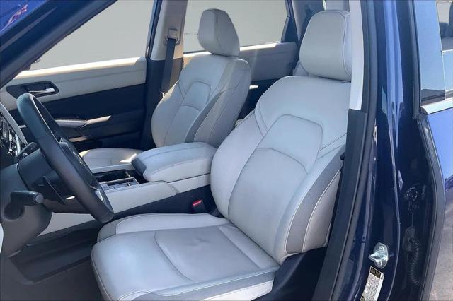2024 Nissan Pathfinder SL FWD